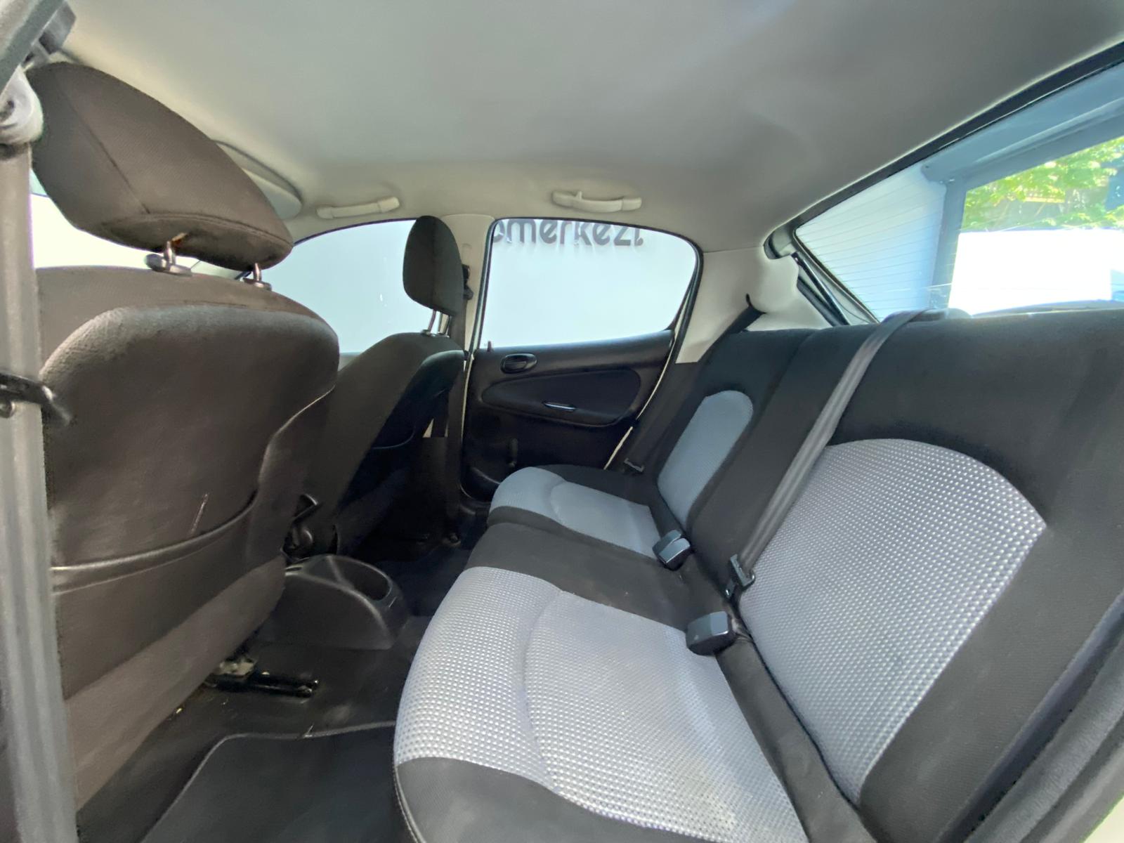 PEUGEOT 206 13